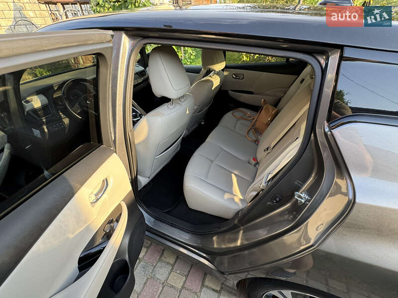 Хэтчбек Nissan Leaf 2019 в Ивано-Франковске