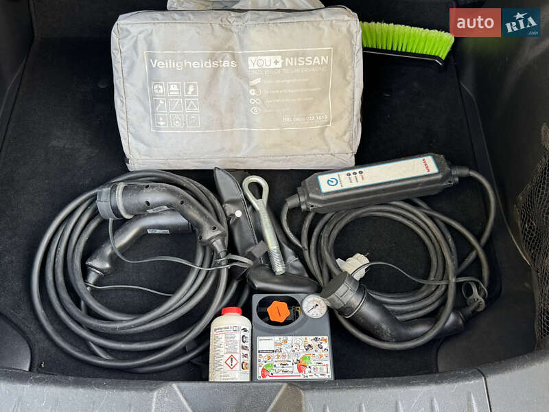 Хэтчбек Nissan Leaf 2019 в Ивано-Франковске