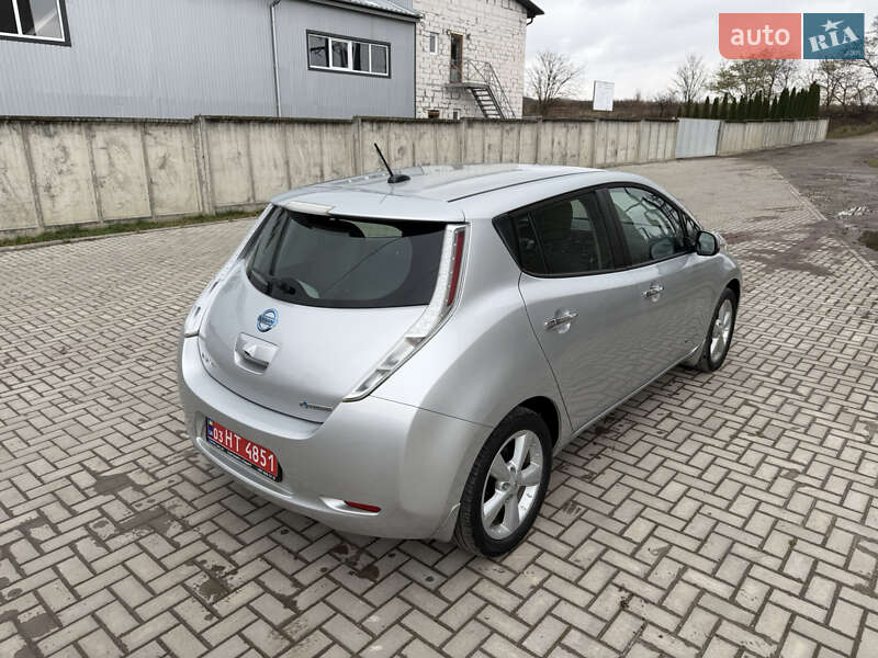 Хетчбек Nissan Leaf 2014 в Тернополі фото 7 Хетчбек Nissan Leaf 2014 в Тернополі