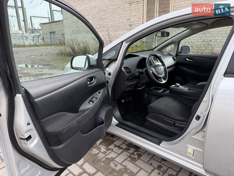 Хетчбек Nissan Leaf 2014 в Тернополі фото 16 Хетчбек Nissan Leaf 2014 в Тернополі
