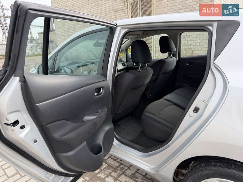 Хетчбек Nissan Leaf 2014 в Тернополі фото 21 Хетчбек Nissan Leaf 2014 в Тернополі