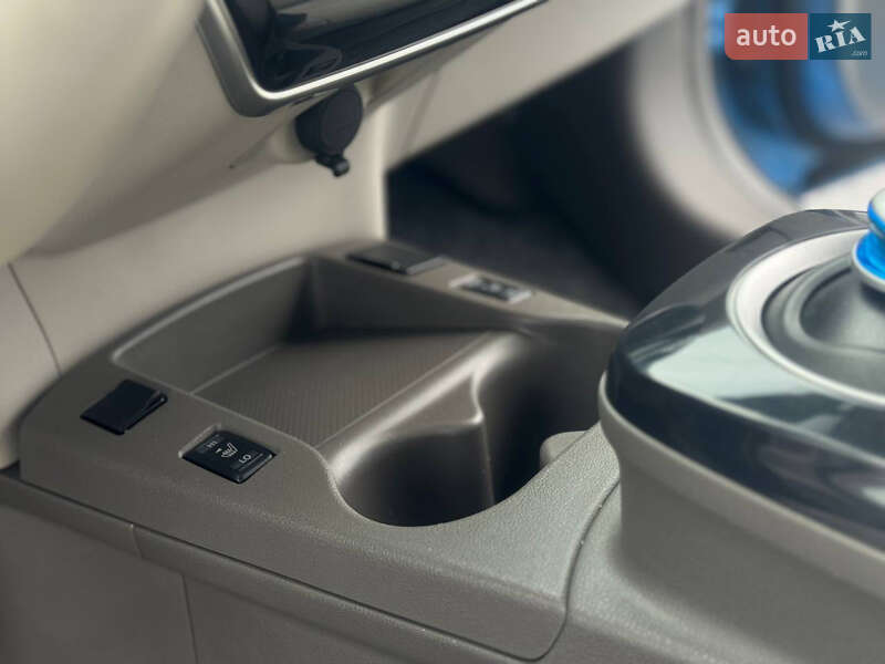 Хетчбек Nissan Leaf 2012 в Львові