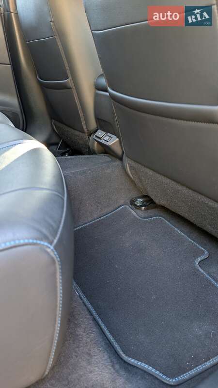 Хэтчбек Nissan Leaf 2021 в Киеве