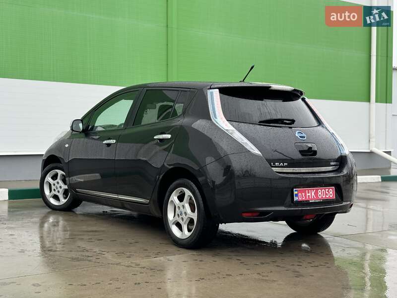 Хетчбек Nissan Leaf 2013 в Олександрії