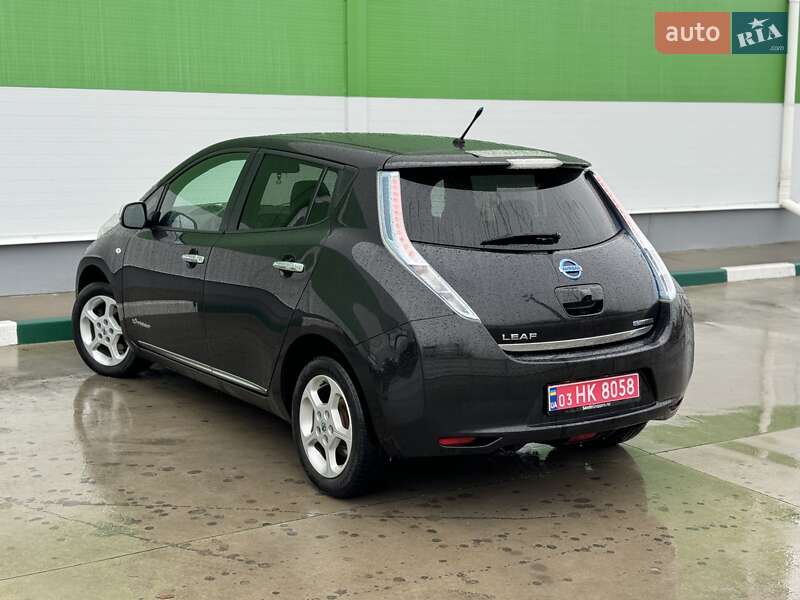 Хетчбек Nissan Leaf 2013 в Олександрії