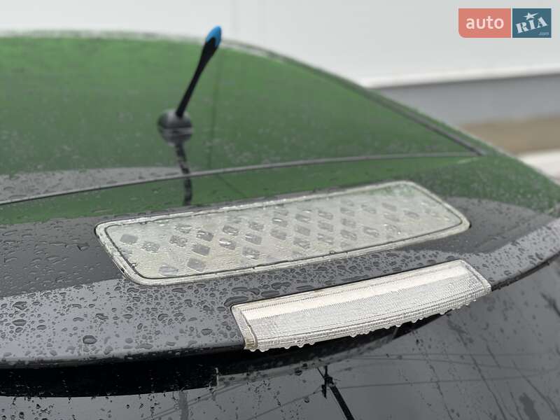 Хетчбек Nissan Leaf 2013 в Олександрії