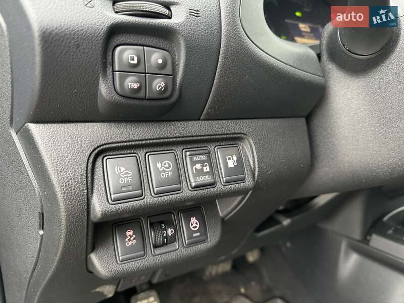 Хетчбек Nissan Leaf 2013 в Олександрії