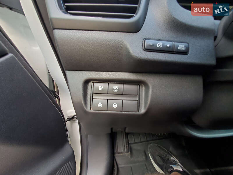 Хетчбек Nissan Leaf 2019 в Дніпрі