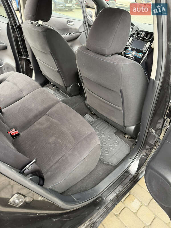 Хетчбек Nissan Leaf 2016 в Луцьку