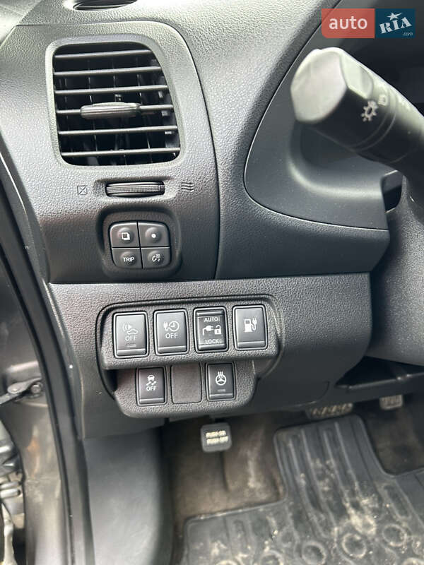 Хэтчбек Nissan Leaf 2016 в Одессе фото 8 Хэтчбек Nissan Leaf 2016 в Одессе