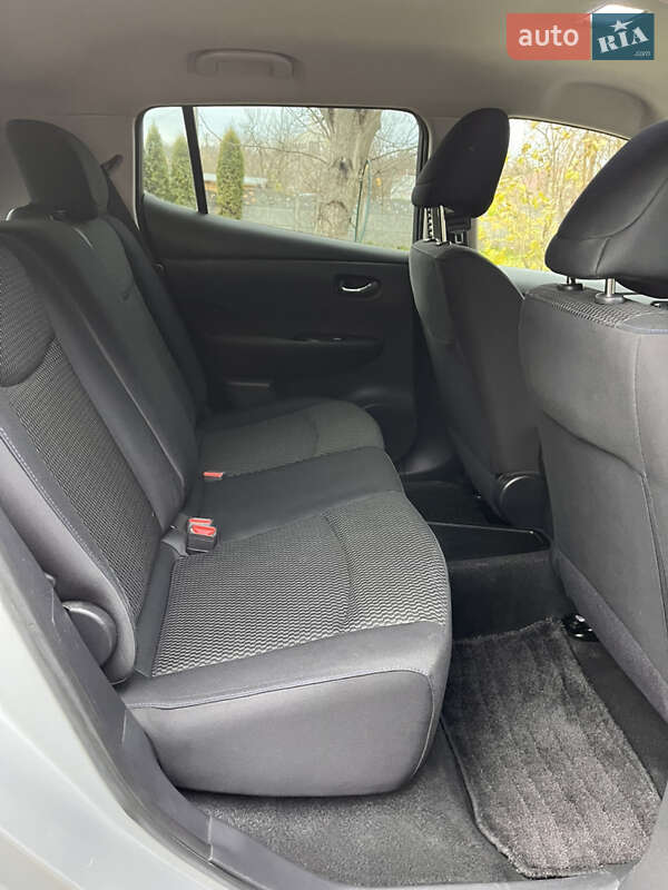 Хетчбек Nissan Leaf 2015 в Львові