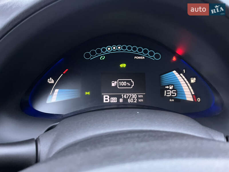 Хетчбек Nissan Leaf 2015 в Львові