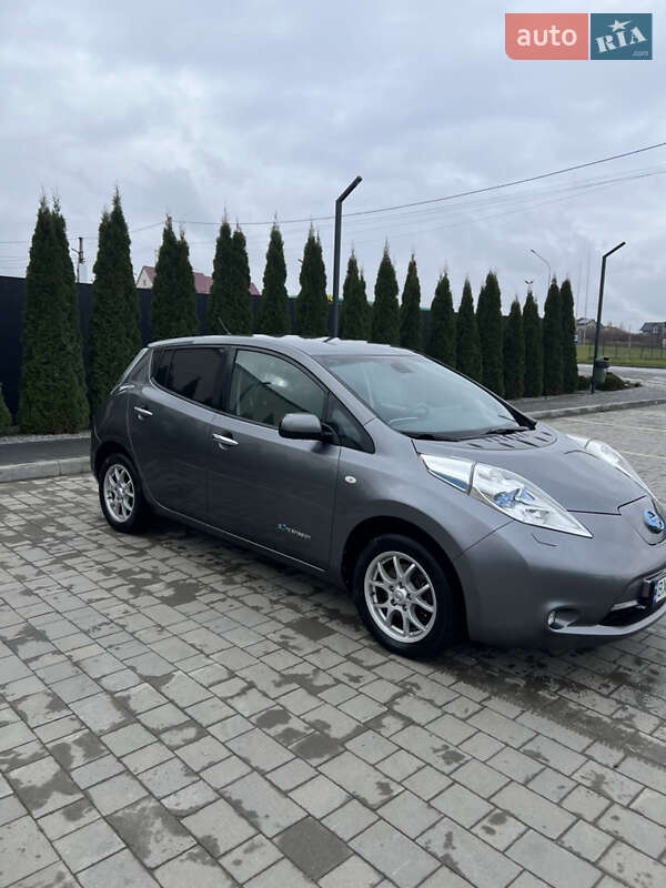 Хэтчбек Nissan Leaf 2014 в Каменец-Подольском фото 7 Хэтчбек Nissan Leaf 2014 в Каменец-Подольском