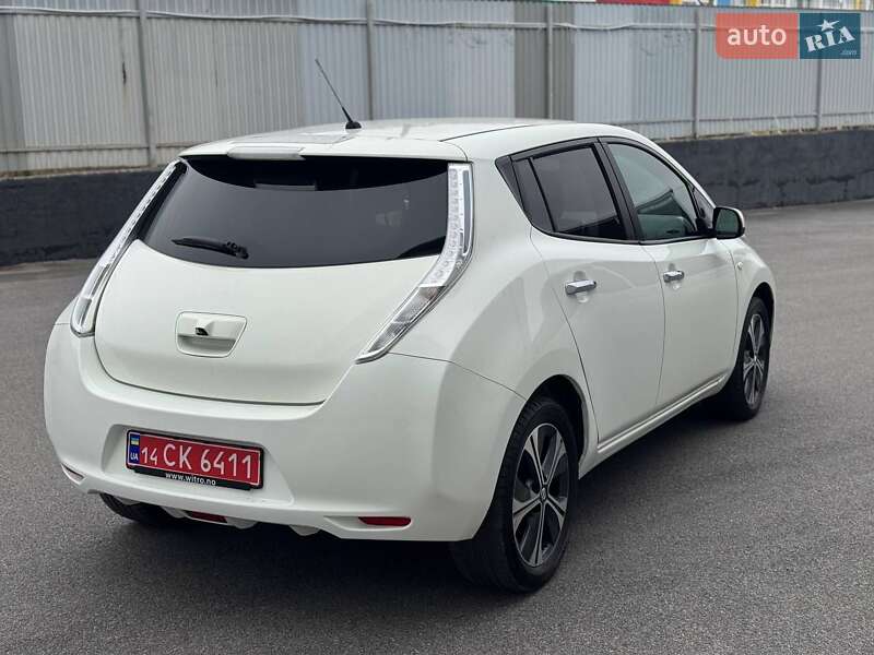 Хетчбек Nissan Leaf 2014 в Вінниці