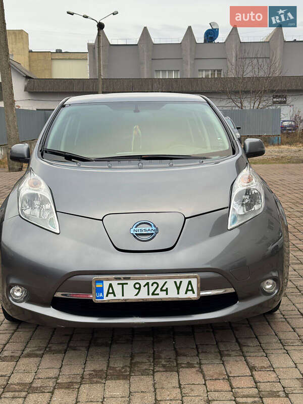 Хэтчбек Nissan Leaf 2015 в Ивано-Франковске фото 2 Хэтчбек Nissan Leaf 2015 в Ивано-Франковске