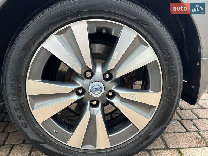 Хэтчбек Nissan Leaf 2015 в Ивано-Франковске фото 10 Хэтчбек Nissan Leaf 2015 в Ивано-Франковске