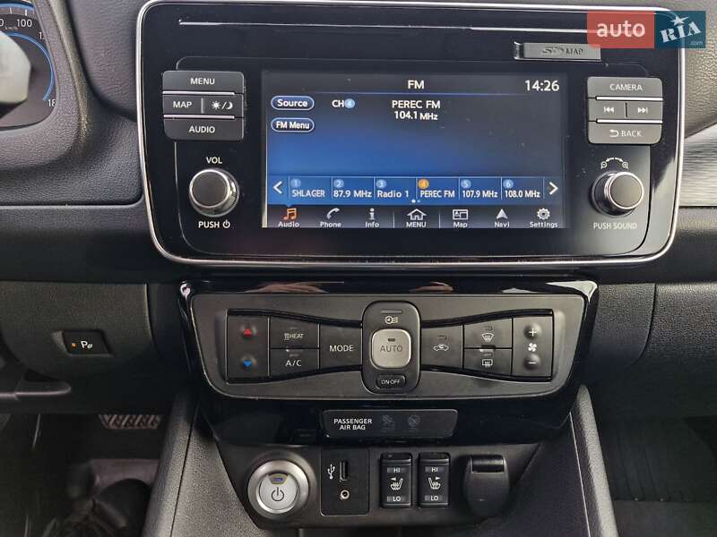 Хетчбек Nissan Leaf 2018 в Миколаєві