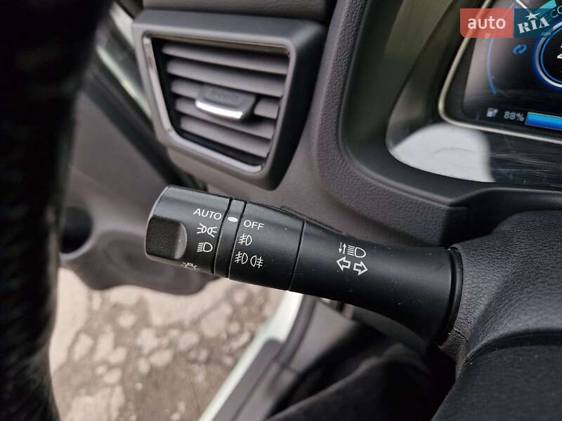 Хетчбек Nissan Leaf 2018 в Миколаєві