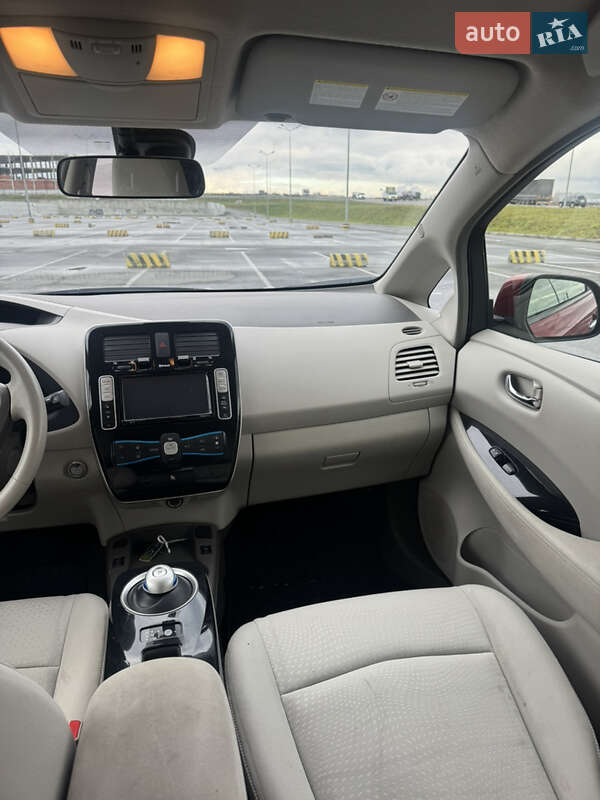 Хетчбек Nissan Leaf 2012 в Львові