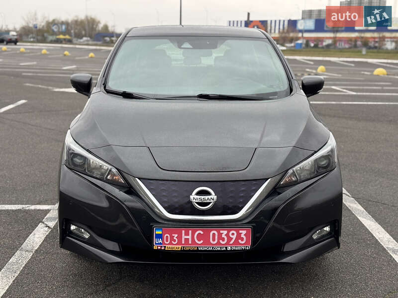 Хэтчбек Nissan Leaf 2018 в Киеве