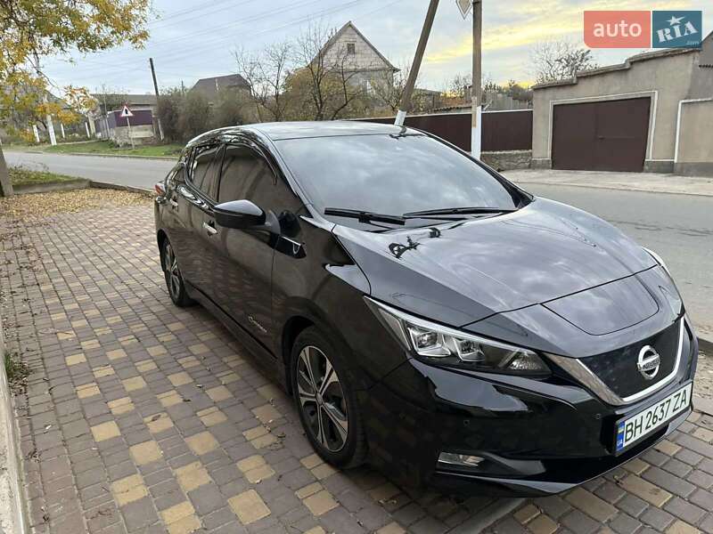 Хэтчбек Nissan Leaf 2018 в Белгороде-Днестровском