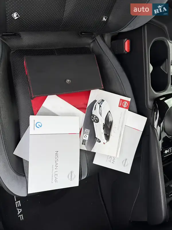 Хетчбек Nissan Leaf 2019 в Кременці документ