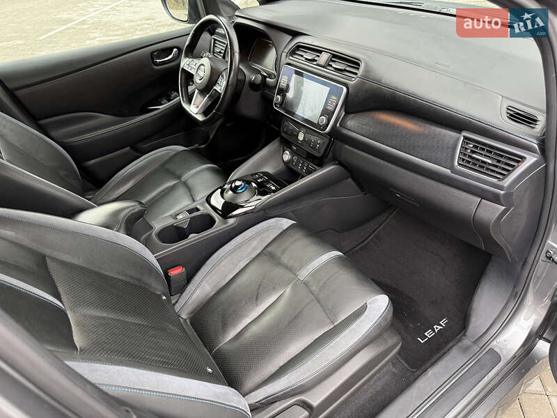 Хетчбек Nissan Leaf 2019 в Кременці