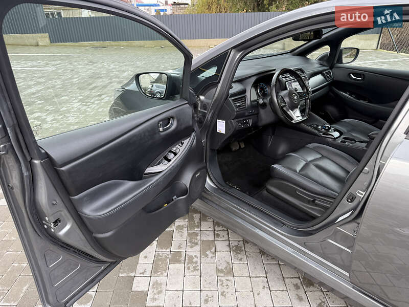 Хетчбек Nissan Leaf 2019 в Кременці