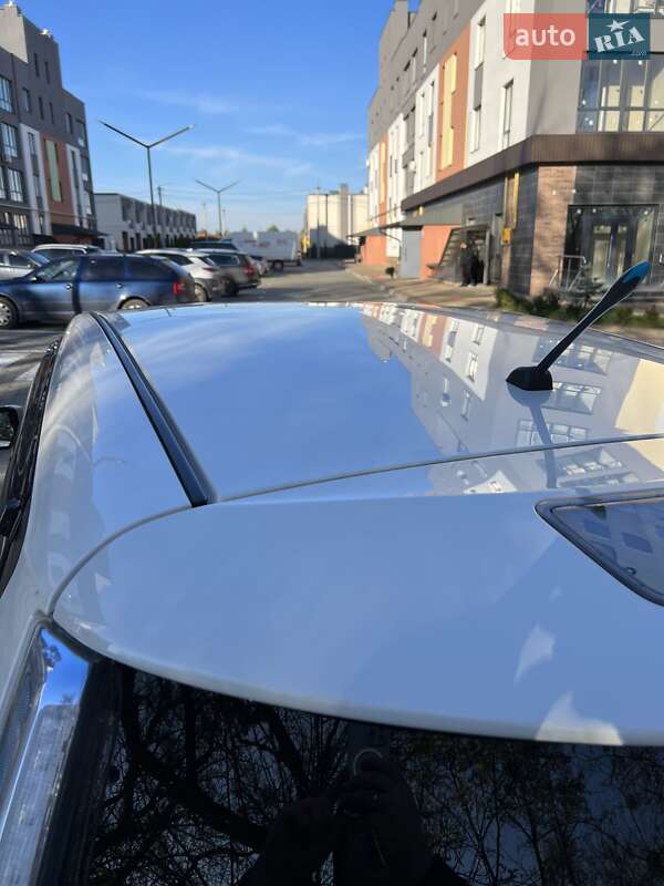 Хэтчбек Nissan Leaf 2013 в Луцке фото 7 Хэтчбек Nissan Leaf 2013 в Луцке