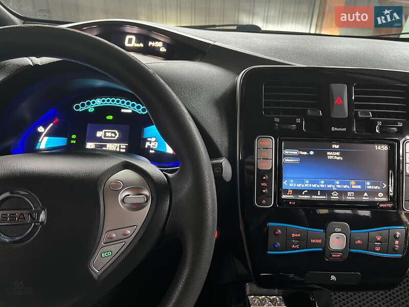 Хэтчбек Nissan Leaf 2016 в Киеве