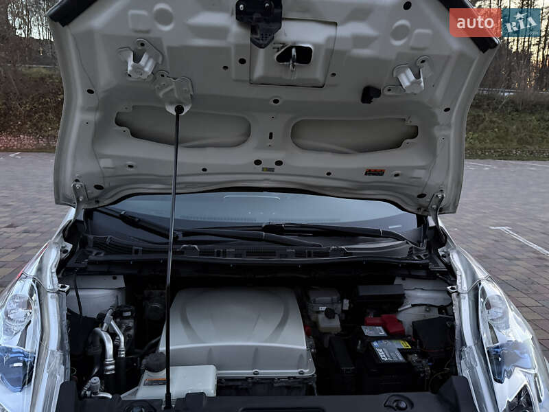 Хэтчбек Nissan Leaf 2017 в Тернополе фото 60 Хэтчбек Nissan Leaf 2017 в Тернополе