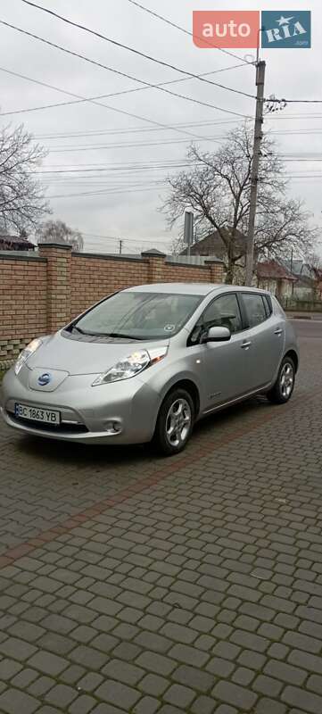 Хэтчбек Nissan Leaf 2012 в Стрые фото 4 Хэтчбек Nissan Leaf 2012 в Стрые