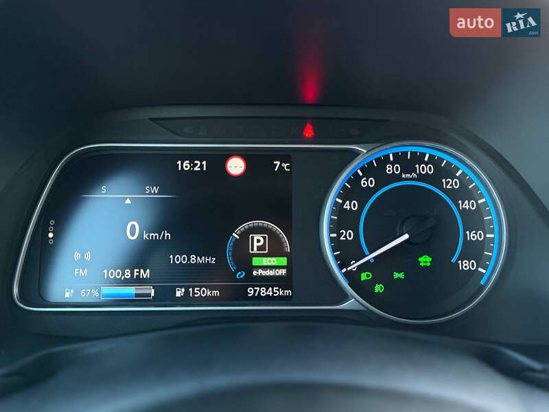 Хэтчбек Nissan Leaf 2018 в Львове