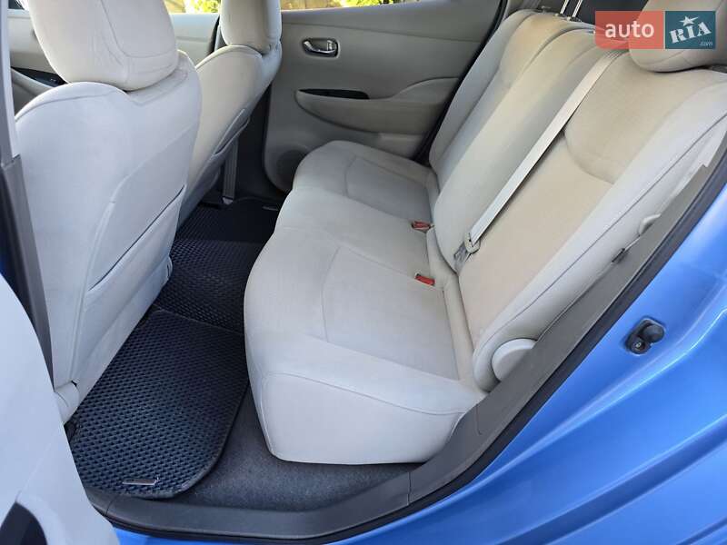 Хэтчбек Nissan Leaf 2011 в Ивано-Франковске фото 24 Хэтчбек Nissan Leaf 2011 в Ивано-Франковске