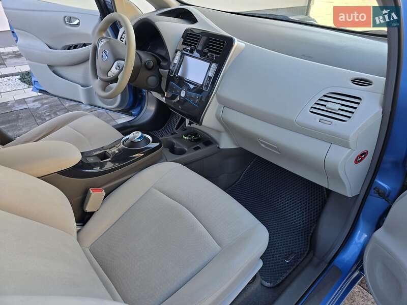 Хэтчбек Nissan Leaf 2011 в Ивано-Франковске фото 26 Хэтчбек Nissan Leaf 2011 в Ивано-Франковске