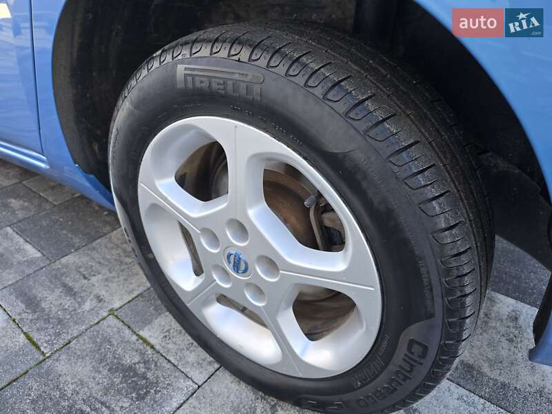 Хэтчбек Nissan Leaf 2011 в Ивано-Франковске фото 43 Хэтчбек Nissan Leaf 2011 в Ивано-Франковске