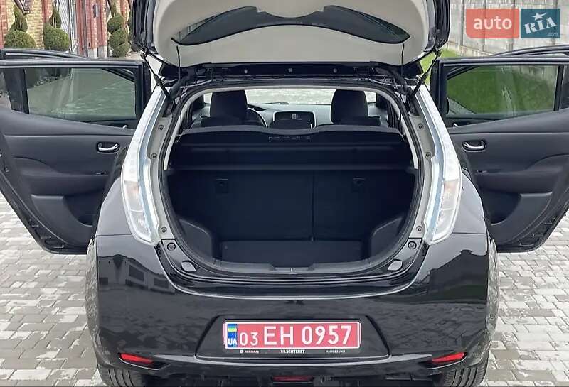 Хэтчбек Nissan Leaf 2013 в Ровно