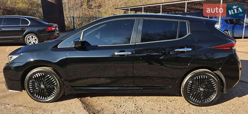 Хетчбек Nissan Leaf 2024 в Кривому Розі фото 8 Хетчбек Nissan Leaf 2024 в Кривому Розі