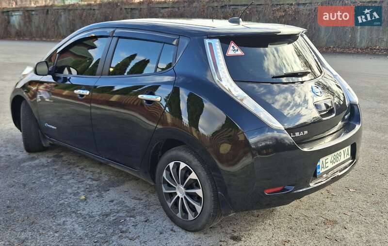 Хэтчбек Nissan Leaf 2016 в Днепре фото 8 Хэтчбек Nissan Leaf 2016 в Днепре