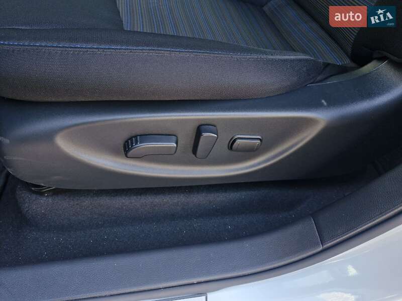 Хэтчбек Nissan Leaf 2023 в Николаеве фото 15 Хэтчбек Nissan Leaf 2023 в Николаеве