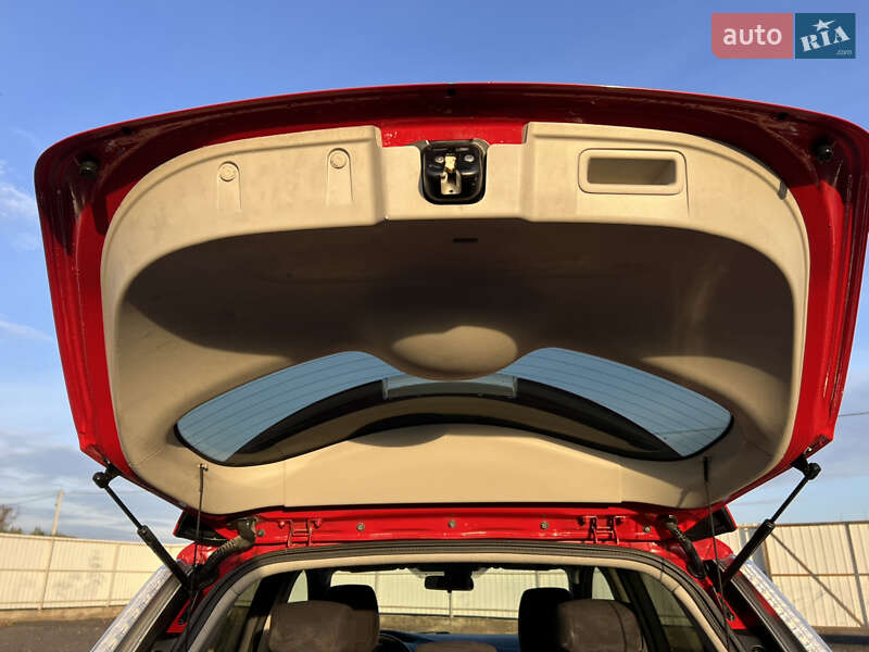 Хэтчбек Nissan Leaf 2017 в Луцке фото 30 Хэтчбек Nissan Leaf 2017 в Луцке