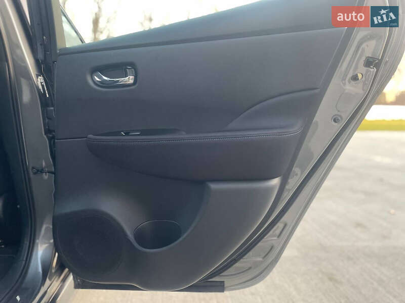 Хэтчбек Nissan Leaf 2020 в Луцке фото 27 Хэтчбек Nissan Leaf 2020 в Луцке