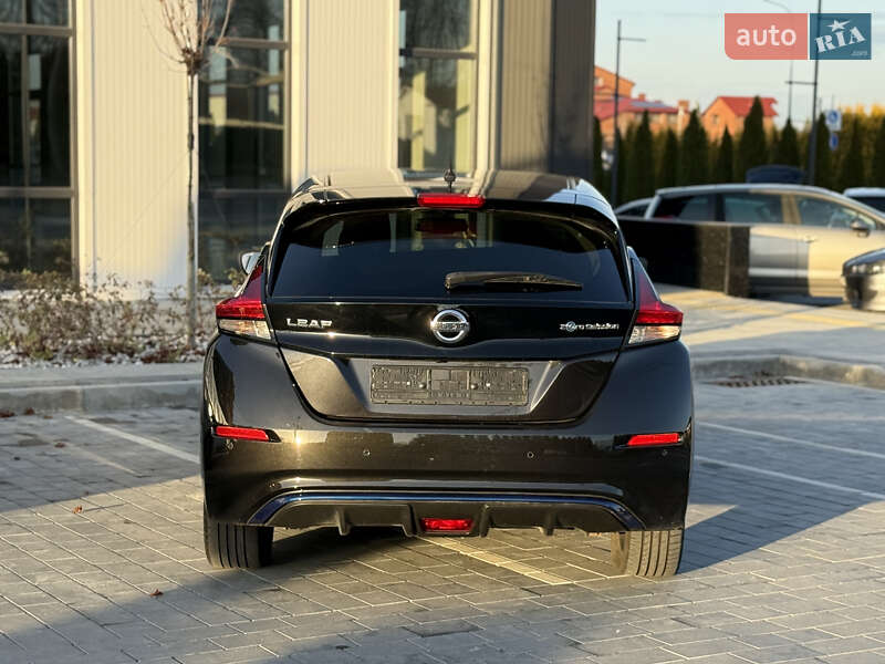 Хэтчбек Nissan Leaf 2018 в Городке фото 5 Хэтчбек Nissan Leaf 2018 в Городке