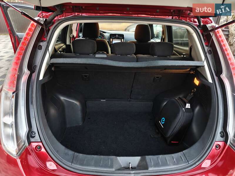 Хэтчбек Nissan Leaf 2017 в Ивано-Франковске фото 15 Хэтчбек Nissan Leaf 2017 в Ивано-Франковске
