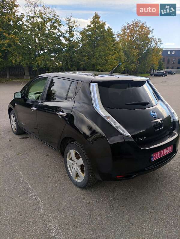 Хэтчбек Nissan Leaf 2012 в Умани фото 3 Хэтчбек Nissan Leaf 2012 в Умани