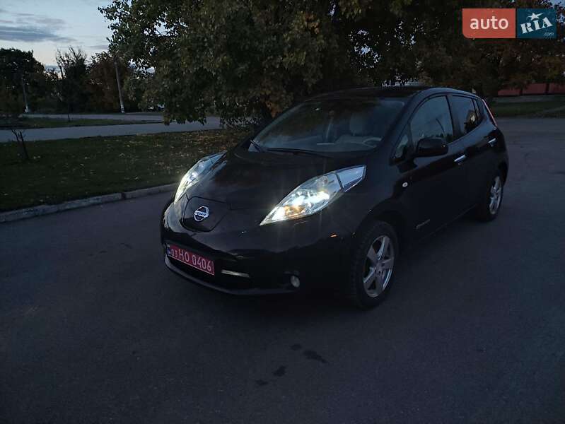 Хэтчбек Nissan Leaf 2012 в Умани фото 27 Хэтчбек Nissan Leaf 2012 в Умани