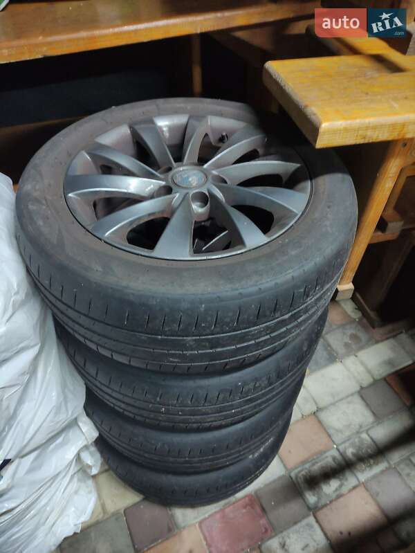 Хэтчбек Nissan Leaf 2012 в Умани фото 56 Хэтчбек Nissan Leaf 2012 в Умани