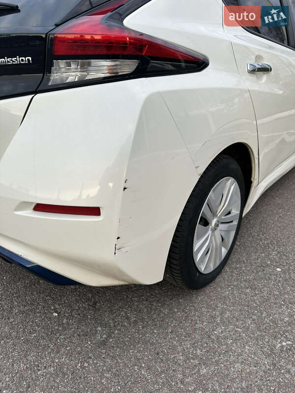 Хэтчбек Nissan Leaf 2018 в Житомире фото 7 Хэтчбек Nissan Leaf 2018 в Житомире