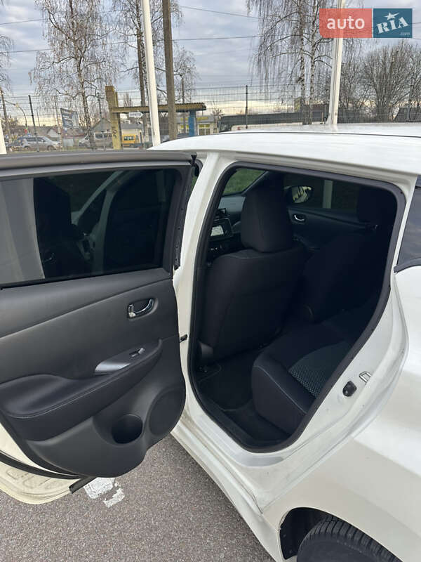 Хэтчбек Nissan Leaf 2018 в Житомире фото 12 Хэтчбек Nissan Leaf 2018 в Житомире