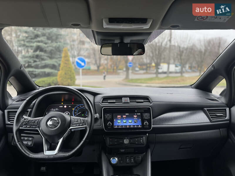 Хэтчбек Nissan Leaf 2018 в Луцке